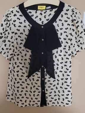 White & Black Bow Front Short Sleeve Blouse